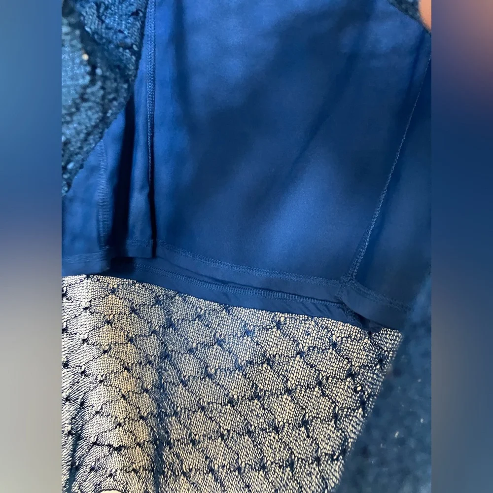 Miracle Body‎ By Miraclesuit Tunic Top Sz Large Blue Lace Kind Sleeve Slimming